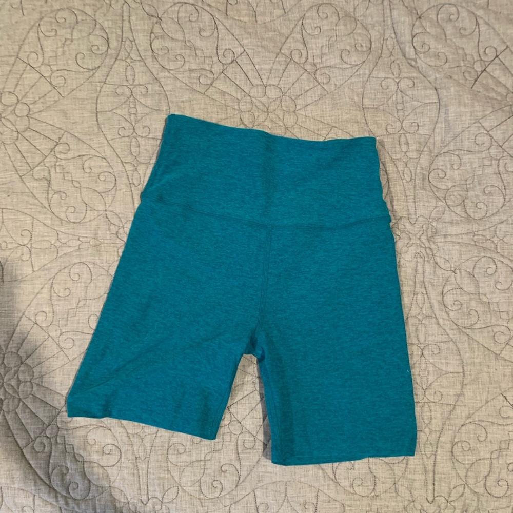 Beyond Yoga Spacedye Teal Bike Shorts